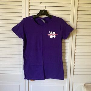 Trader Joe’s short sleeve tee in violet